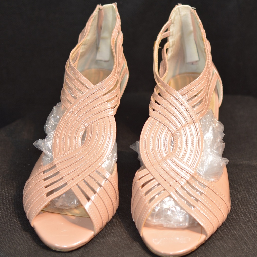 Greenwich Village Taupe Sandal Sz 9B